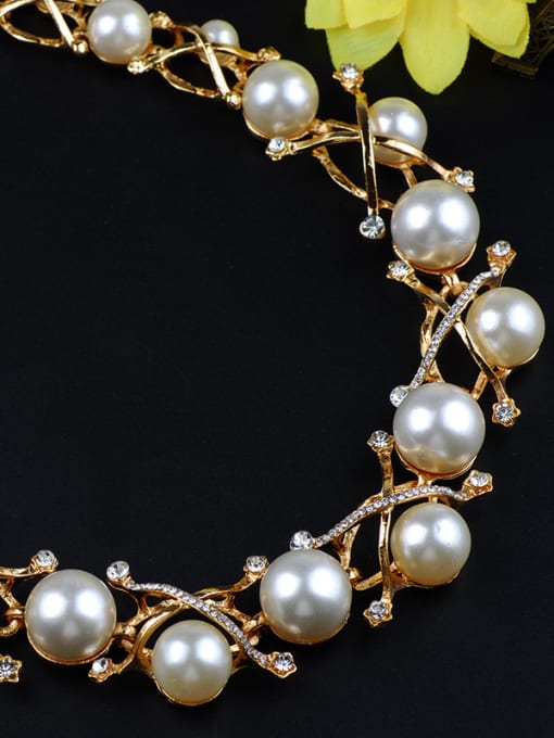 Qunqiu Fashion Imitation Pearls Rhinestones Gold Plated Two Pieces Jewelry Set 1