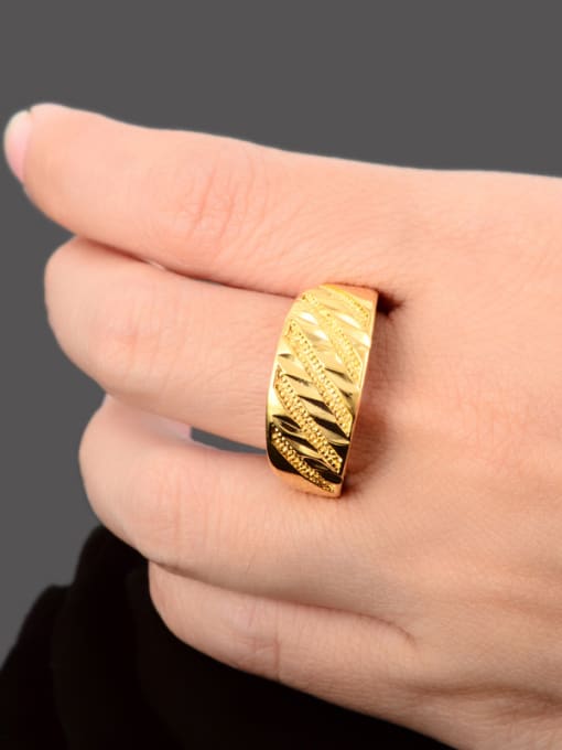 Yi Heng Da Fashionable 24K Gold Plated Geometric Shaped Copper Ring 1