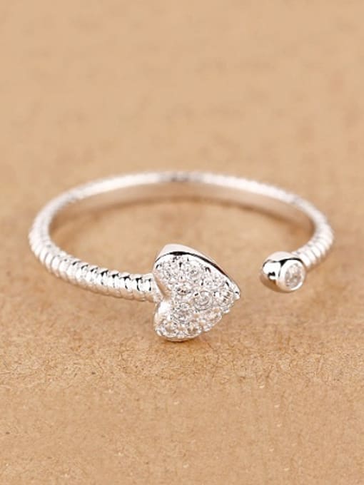 Peng Yuan Heart-shaped Twisted Opening Midi Ring 0