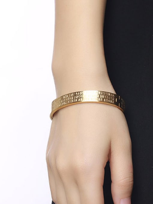 CONG Exquisite Gold Plated Geometric Shaped Titanium Bangle 1