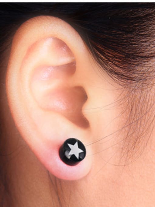 Five-pointed star Stainless Steel With Black Gun Plated Personality Round Stud Earrings