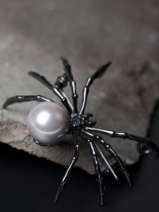SILVER MI Personality Spider Shell Pearl Brooch 1