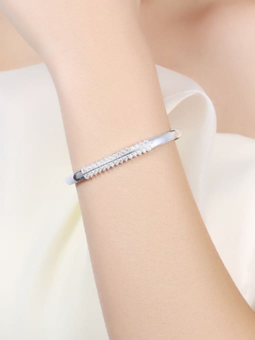 OUXI Simple Zircon Silver Plated Bangle 1