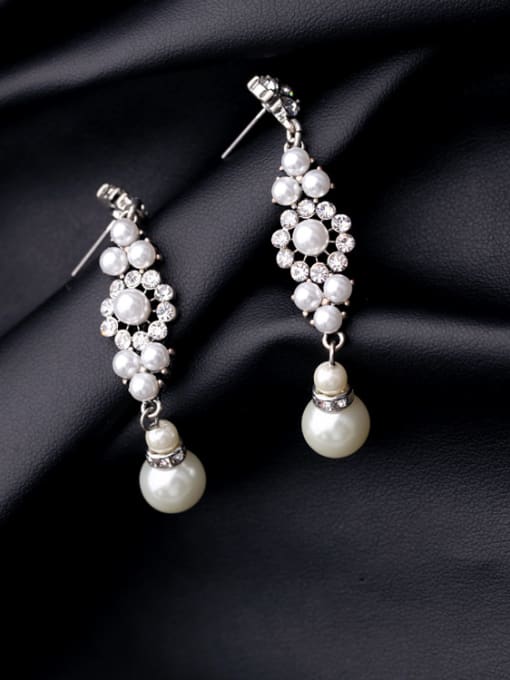 KM Alloy Artificial Pearls Drop Chandelier earring 2
