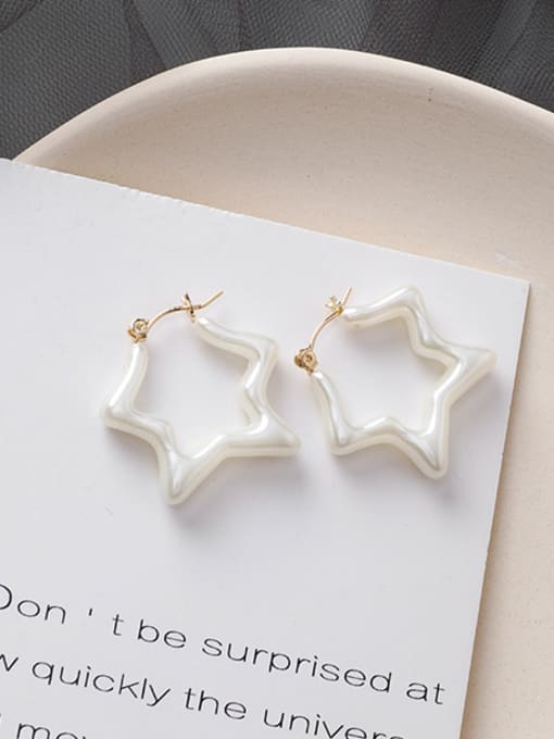 Girlhood Alloy With Gold Plated Simplistic Star Clip On Earrings 2