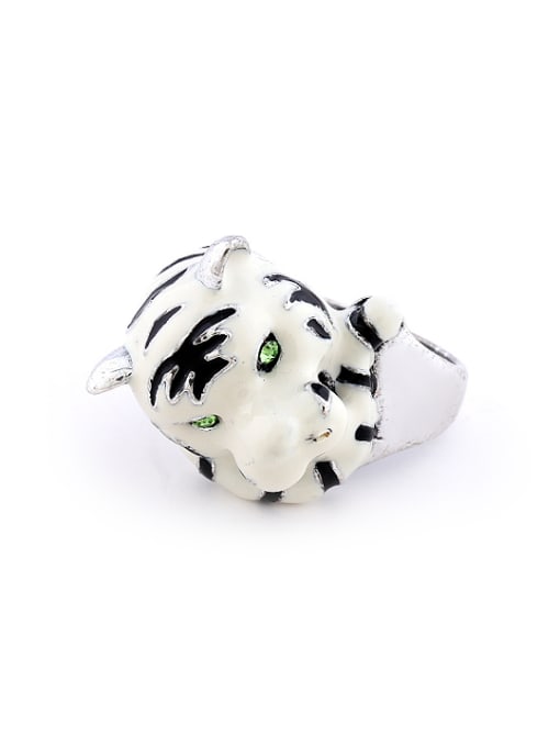 Wei Jia Personalized White Lion-head Rhinestones Alloy Ring 1