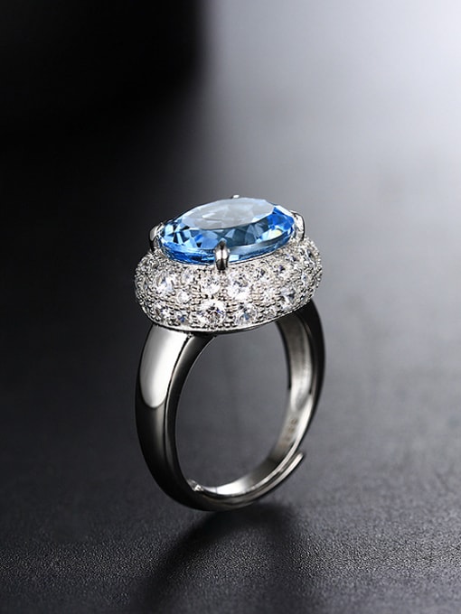 Deli Exaggerated Shiny Sapphire Gemstone Engagement Ring 2