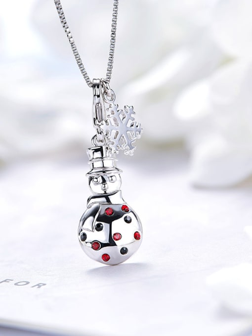 CEIDAI Snowman Shaped Crystals Necklace 3