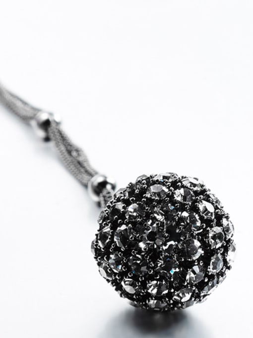 CEIDAI Black austrian Crystal Necklace 2