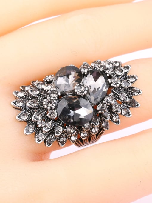 Gujin Personalized Exaggerated Grey Glass Stones Crystals Alloy Ring 1
