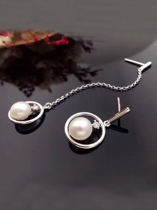 Silver Freshwater Pearl Asymmetric threader earring