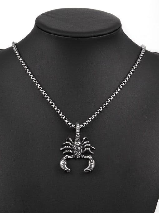 OUXI Retro style Personalized Scorpion Necklace 1