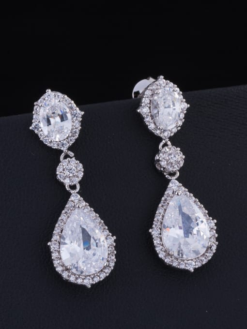 White Fashion Wedding Drop Chandelier earring