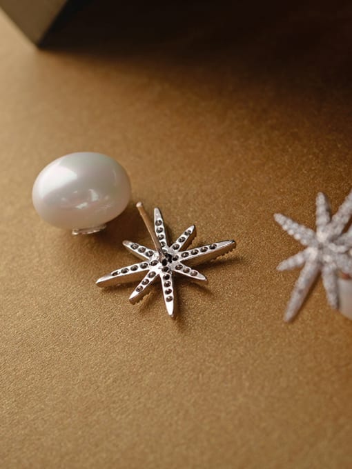 ALI Micro-inlaid zircon snowflake stars Imitation pearls  earrings 1