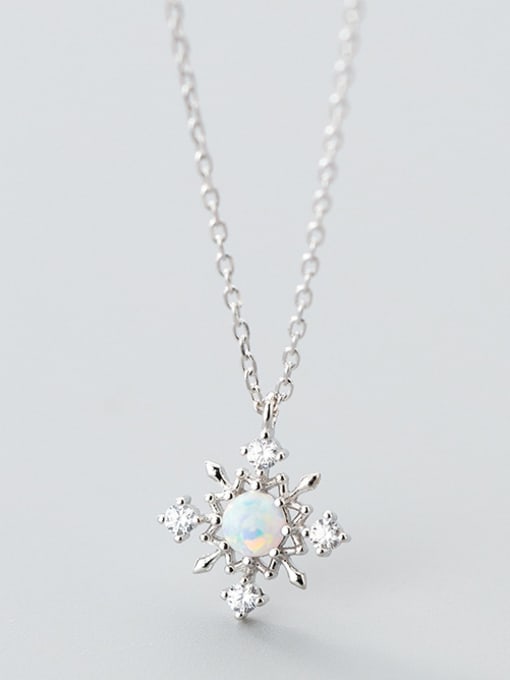 Rosh Christmas jewelry:Sterling silver zricon snowflake synthetic opal necklace 1