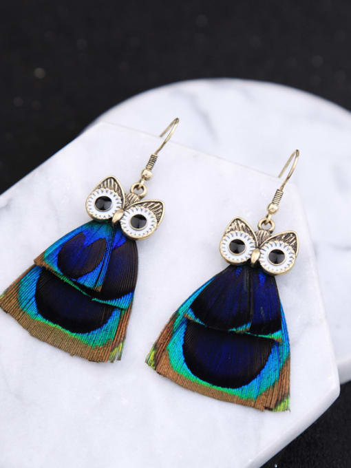 KM Peacock Feathers Minimalist Fashion Female Owl Drop Earrings 1