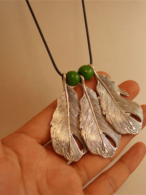 Dandelion Women Retro Leaf Shaped Necklace 1