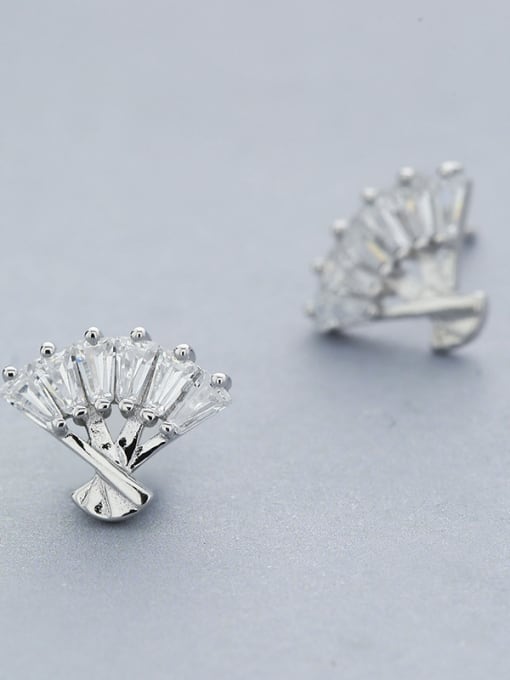 One Silver Tiny Personalized Fan shaped Zirconias 925 Silver Stud Earrings 2