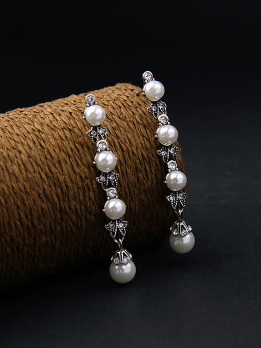 KM Artificial Pearls Elegant Drop Chandelier earring 2