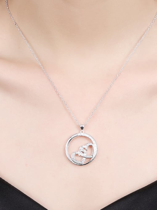 OUXI Simple Hollow Round Heart-shaped Necklace 1