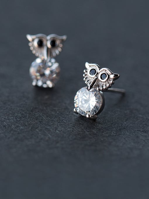 Rosh Lovely Owl Shaped Shimmering Zircon S925 Silver Stud Earrings 1