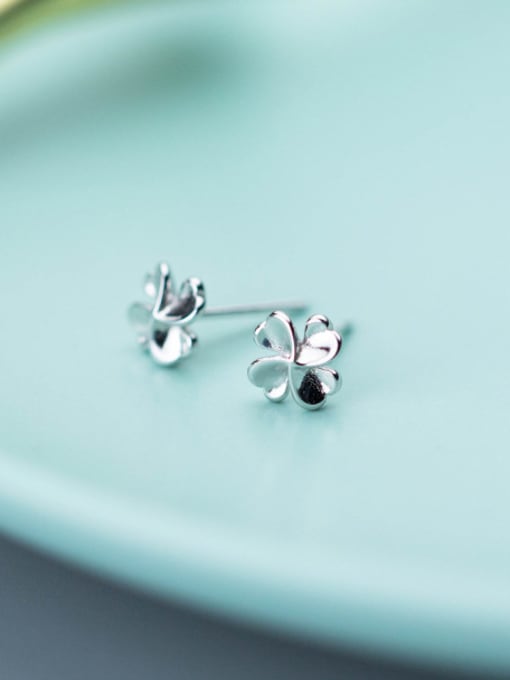 Rosh Temperament Flower Shaped S925 Silver Stud Earrings 0