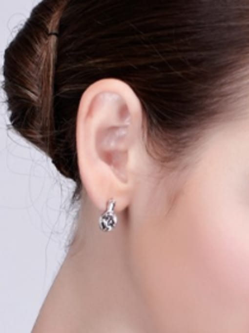 OUXI Fashion Austria Crystal Women Stud Earrings 1