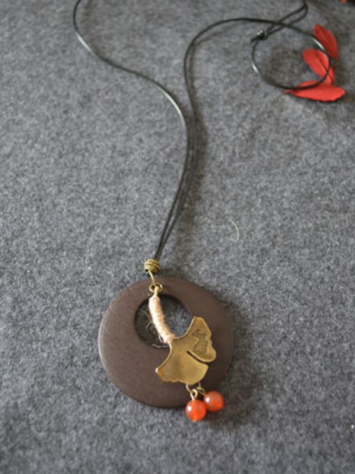 Dandelion Ethic Style Leaf Shaped Necklace 0