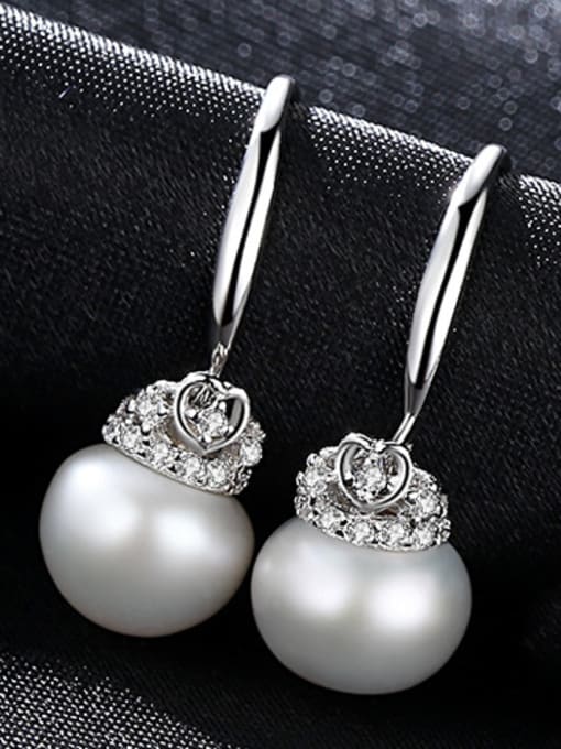 White Sterling Silver with 3A zircon 9-9.5mm Natural Freshwater Pearl Earrings