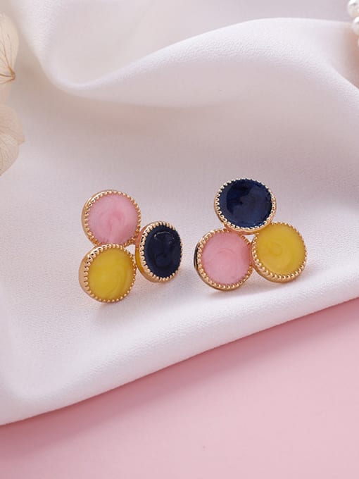 A yellow Alloy With Gold Plated Fashion Round Stud Earrings