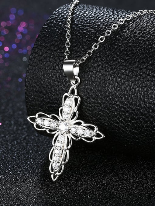 OUXI Simple Zircon Cross Silver Necklace 2