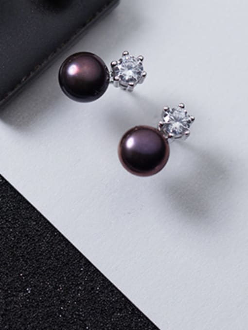 Black High Quality Round Shaped Artificial Pearl Silver Stud Earrings