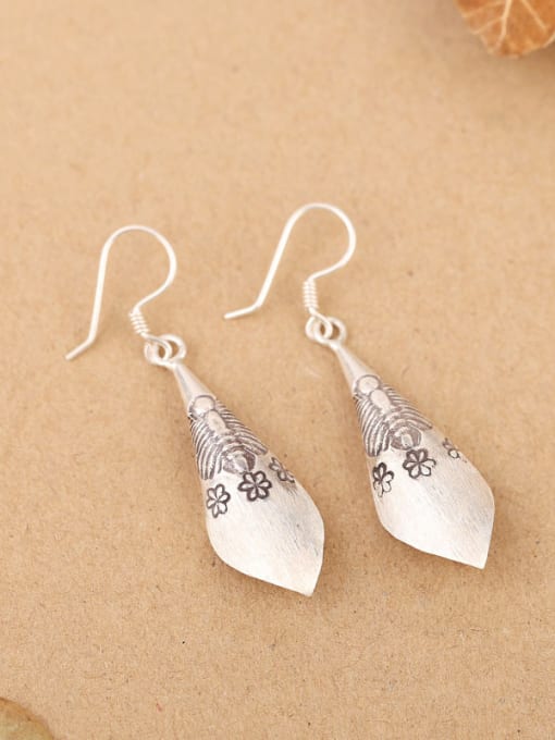 Peng Yuan Personalized Leaf Silver Handmade hook earring 0