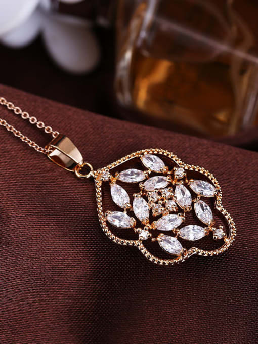 White (Distribution Chain) Exquisite Wedding Colorful Necklace