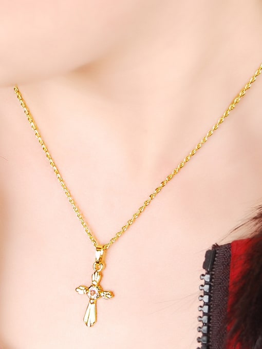 Yi Heng Da Creative Cross Shaped Shimmering Zircon Copper Necklace 1