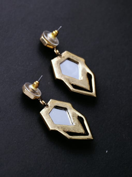 KM Luxurious Irregular Artificial Stones drop earring 2