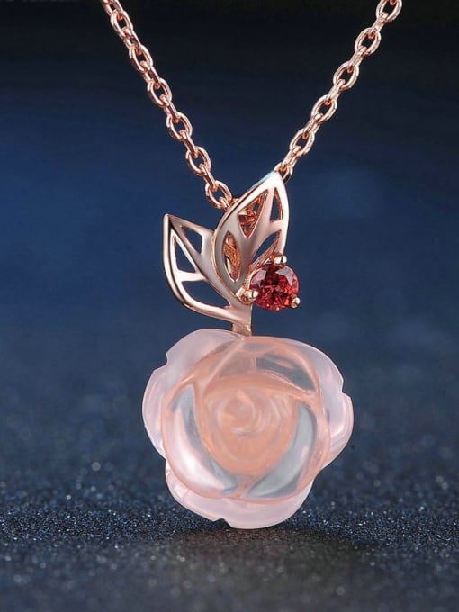 ZK Beautiful Flower Shaped Pendant with Rose Gold Plated 0