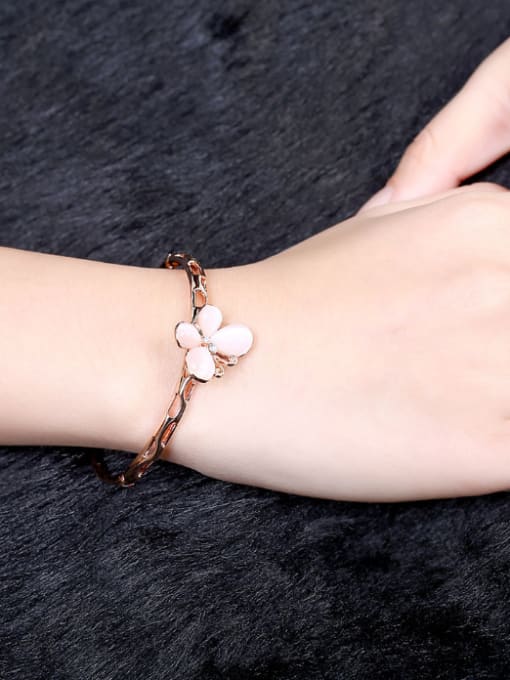 OUXI Rose Gold Butterfly Shaped Zircon Bangle 1