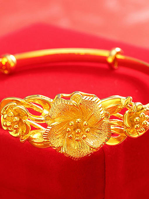 XP Copper Alloy 24K Gold Plated Classical Flower Bangle 1