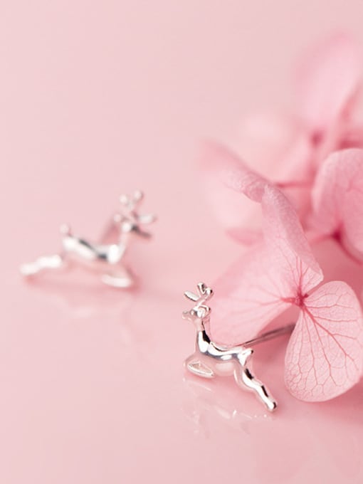 Rosh 925 Sterling Silver With Silver Plated Personality Elk Stud Earrings 2