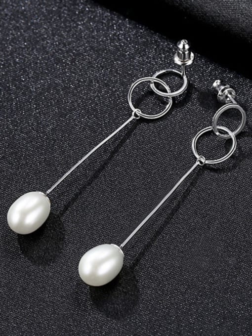 White Pure silver double ring design natural pearl earrings