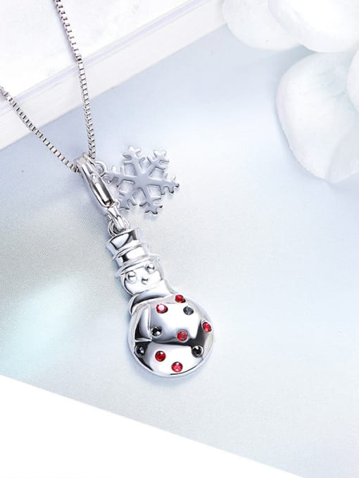 CEIDAI Snowman Shaped Crystals Necklace 2