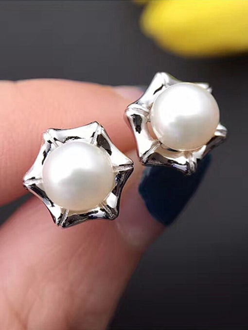 EVITA PERONI Freshwater Pearl Star stud Earring 0