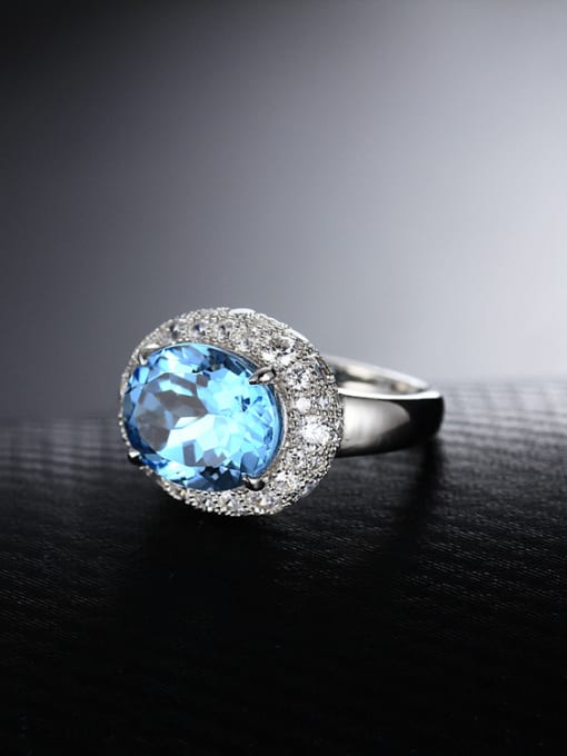 Deli Exaggerated Shiny Sapphire Gemstone Engagement Ring 4