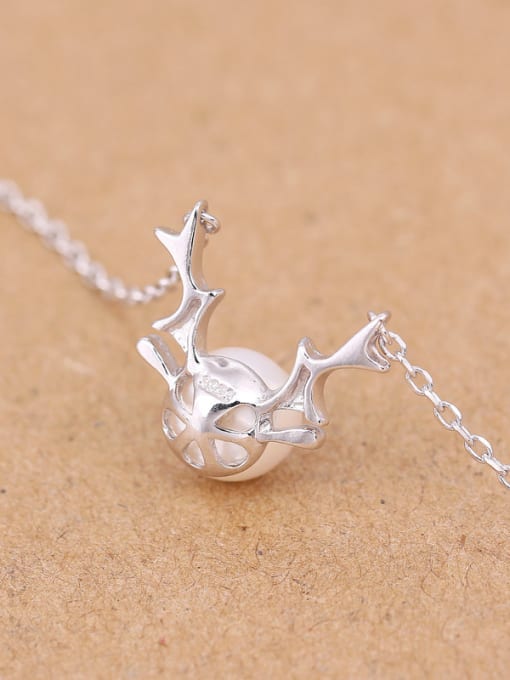 Peng Yuan Platinum Plated Freshwater Pearl Antler Necklace 3