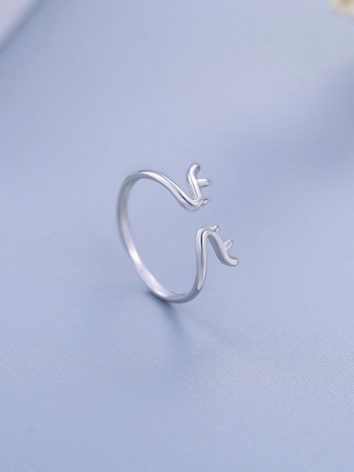One Silver 925 Silver Antlers Shaped Ring 2