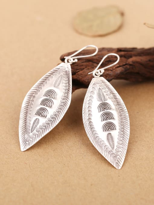 Peng Yuan Ethnic Leaf-shaped Silver Handmade hook earring 2
