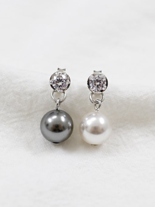 Grey Pearl Pure silver makings of black and white pearl diamond earrings
