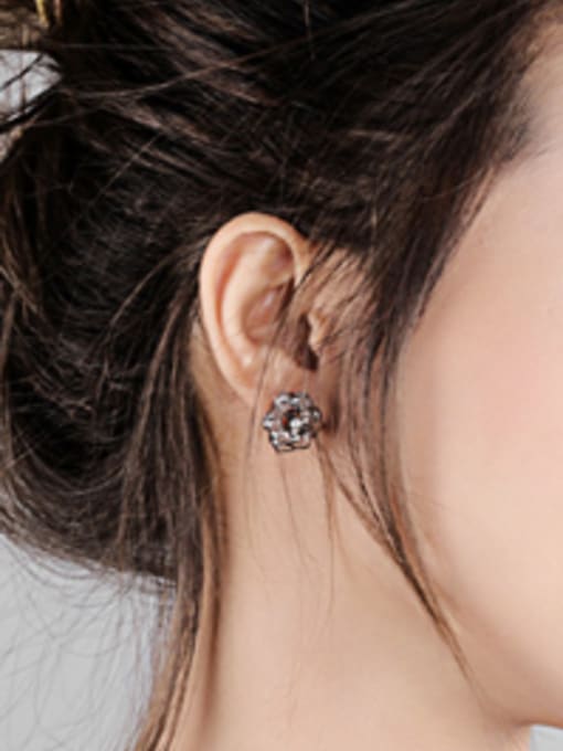 Open Sky Retro style Hollow Black Rosary Flower Stud Earrings 1