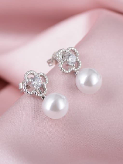 Rosh Fashion Little Flower Imitation Pearl Stud Earrings 2